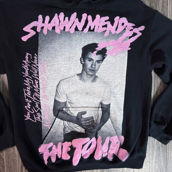Shawn Mendes The Tour Hoodie Black Pink Graphic Sweatshirt Size Small Unisex - Picture 2 of 8